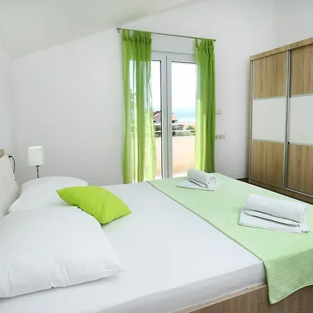 Apartments Nemira Exclusive Omis Exterior photo